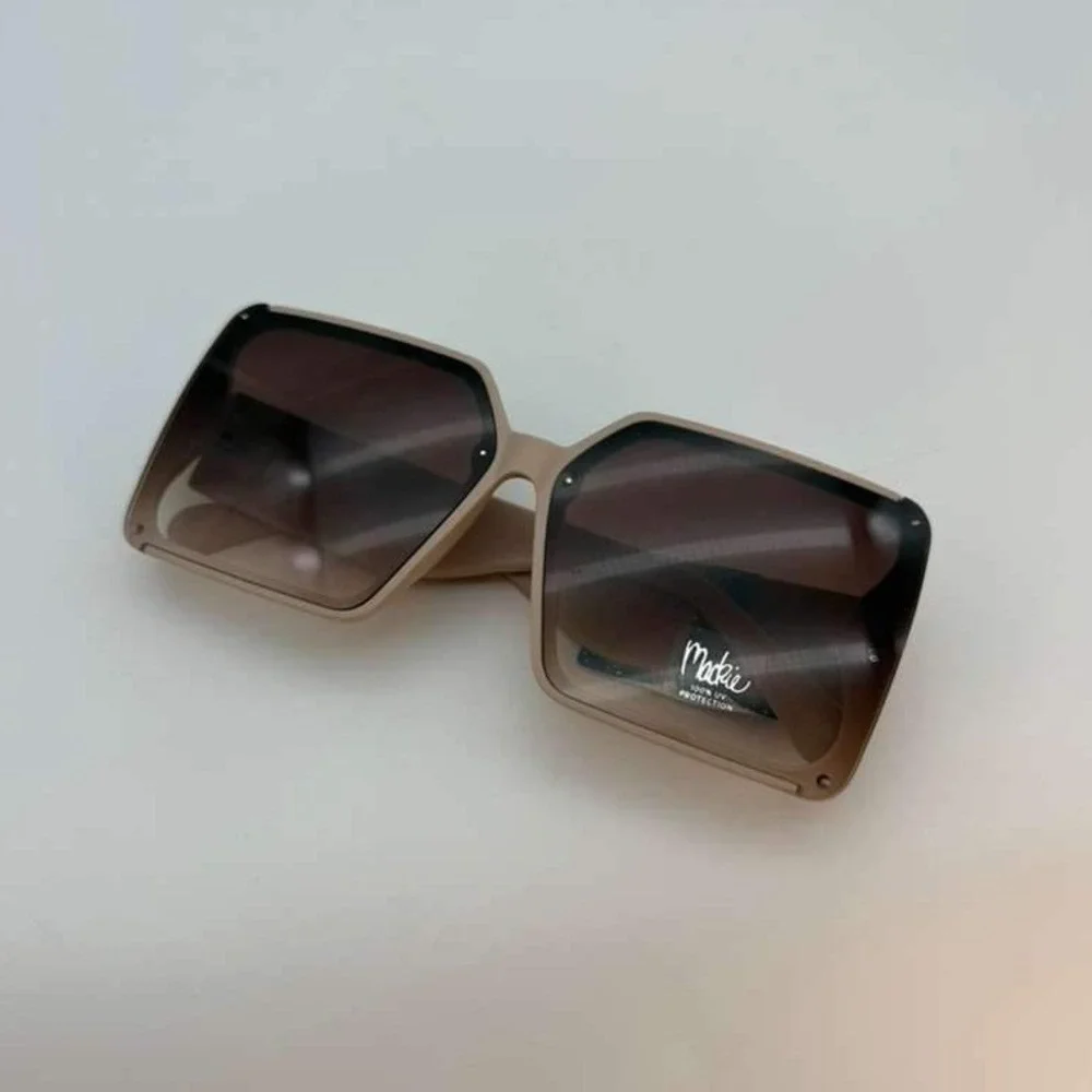 Mackie by Bob Mackie OversizedSquare Sunglasses Beige Gradient Lens UVProtection